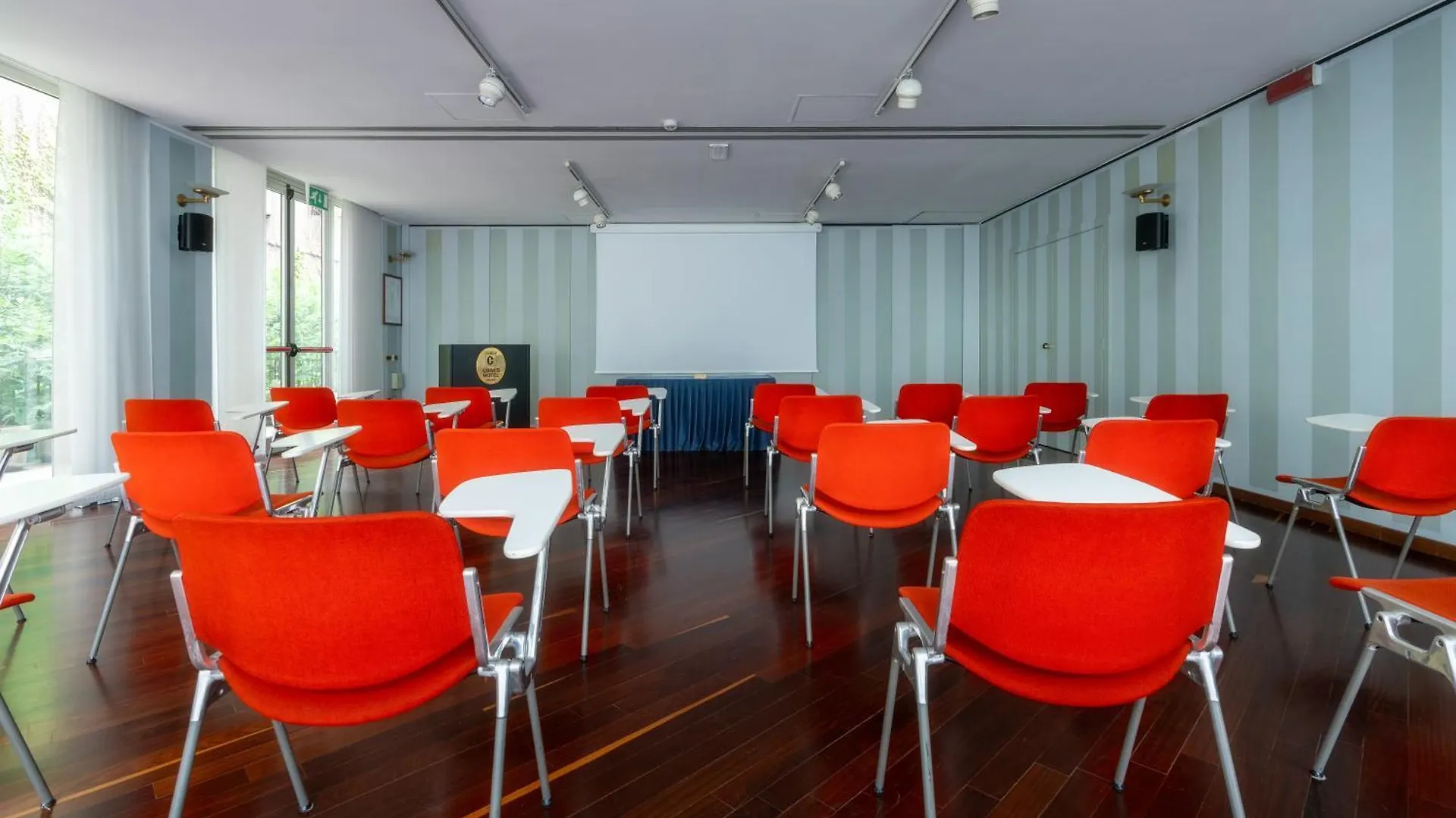 Hotel Crivi'S Milan 4*,  Italy